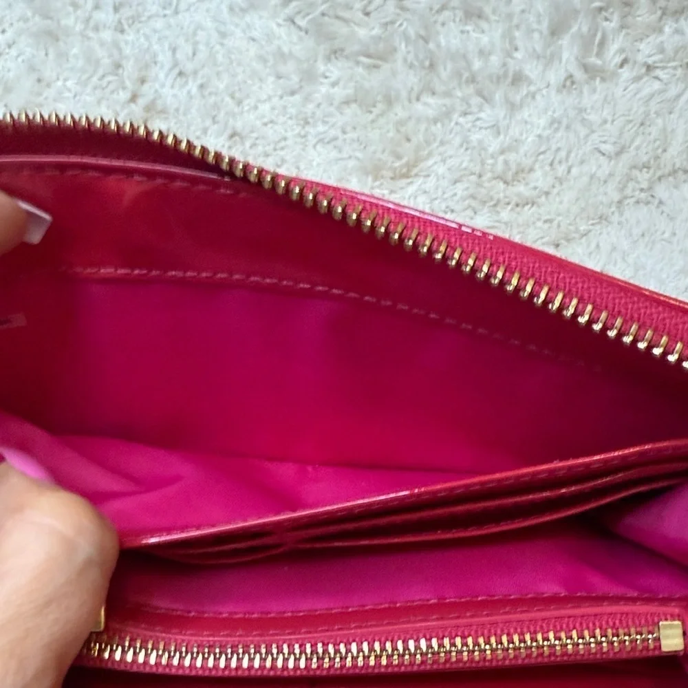Tory Burch Fuchsia Patent Leather Zip Continental Wallet